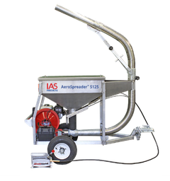 2024 catalogue example - S125 - Trailer, manual periscope, extension tube and cable controls (pictured options subject to configuration)